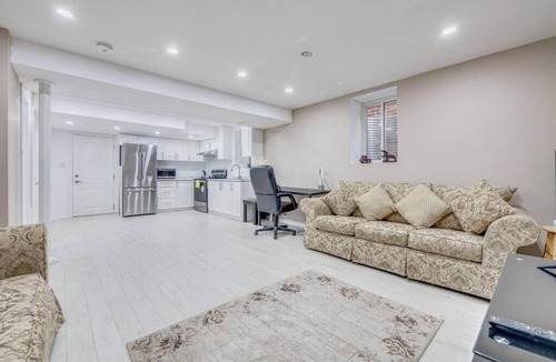 Halton Regional Municipality Apartment | Hidden Gem: Spacious Basement