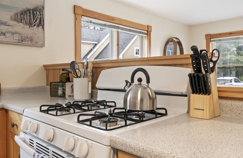 Ogunquit Condo | High Tide Cottage is located in town and just steps from Ogunquit Beach!