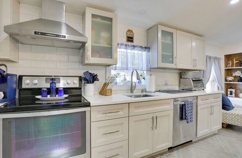 Ellenville House | Hike & Explore! Nature-Centric Hudson Valley Home