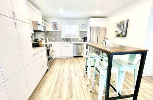 Meaford Apartment | Hills - 4 Rental Suites in 1 - Downtown Meaford