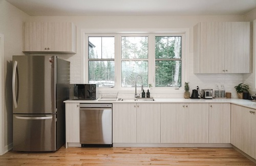 Lake of Bays Cottage | Hilltop cottage with Fibre internet, Golf, Ski, Arrowhead and Algonquin Park