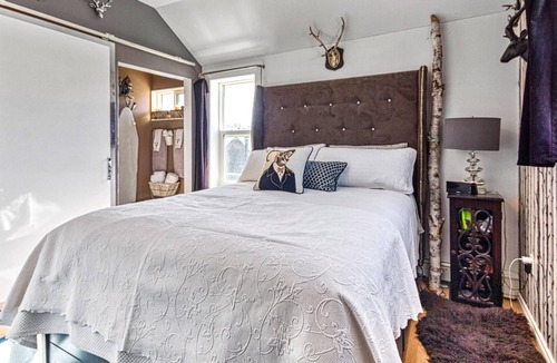 Manitoulin District Apartment | Hilltop Luxe