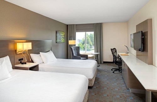 Clearview Hotel | Hilton Garden Inn Toronto/Oakville
