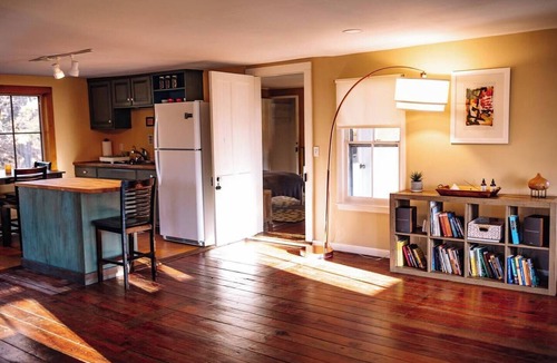 Town of Marbletown Apartment | Historic Hudson Valley Farmhouse Loft in Stone Ridge Hamlet