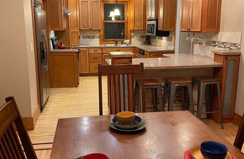 New Ulm House | Holiday Haus in Historic New Ulm - sleeps 8+