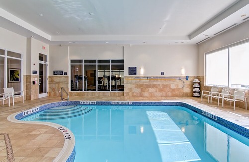 Richmond Hill Hotel | Holiday Inn Express Hotel & Suites Toronto - Markham, an IHG Hotel