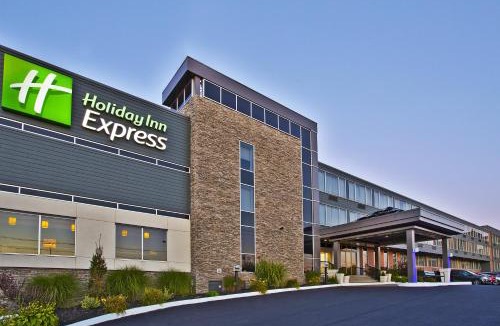 Algoma District Hotel | Holiday Inn Express - Sault Ste. Marie by IHG