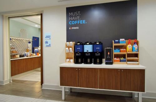 Shakopee Hotel | Holiday Inn Express Hotel & Suites Shakopee by IHG