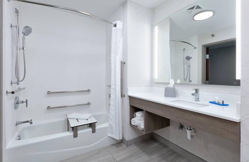 Shakopee Hotel | Holiday Inn Express Hotel & Suites Minneapolis SW - Shakopee by IHG