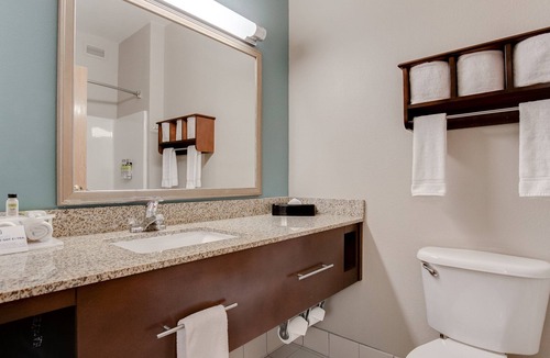 St. Cloud Hotel | Holiday Inn Express Hotel & Suites St. Cloud by IHG