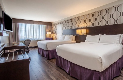 Northeast Mississauga Hotel | Holiday Inn Toronto - Int'l Airport by IHG