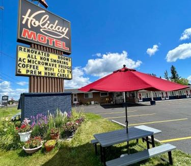 Algoma District Hotel | Holiday Motel