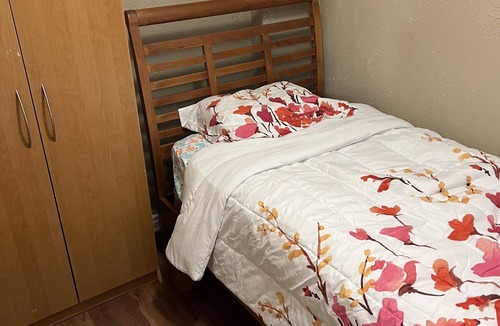 Bowmanville Apartment | Home away from home family get away