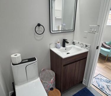 Pickering Apartment | Home away from home!