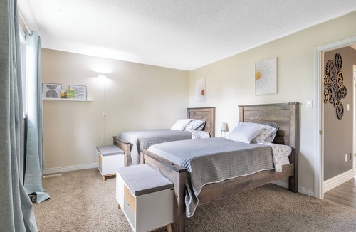 London House | Home comfort & hotel luxury, for working professionals & vacationing families