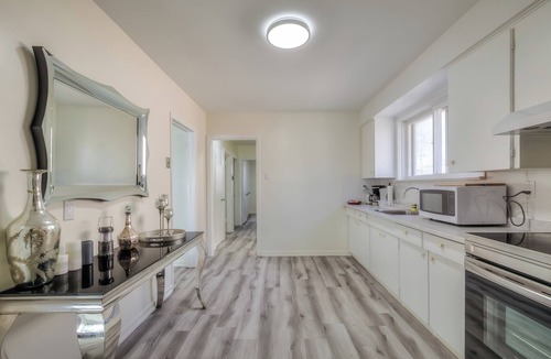 Scarborough House | Home In Bluffers! 5 minutes to the Bluffers Park