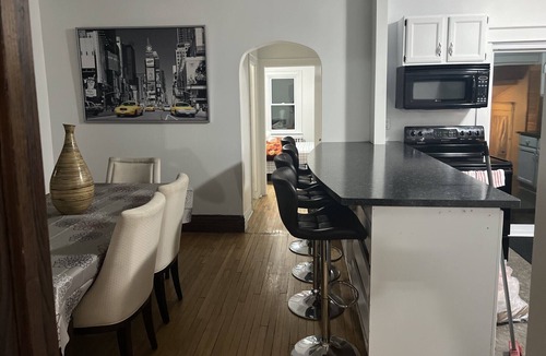 Port Colborne House | Home in Port Colborne near Niagara's best beaches, parks and attractions.