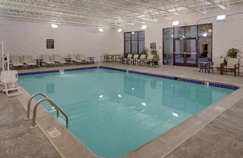 South Loop Hotel | Homewood Suites by Hilton Minneapolis-Mall Of America