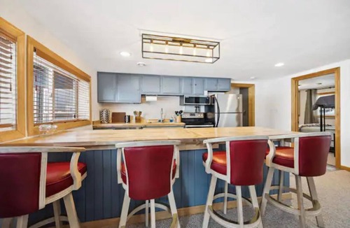 Onamia Cabin | Honey Hole Lodge