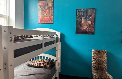 Trinity - Bellwoods Hostel | Hostel ∙ 8 guests