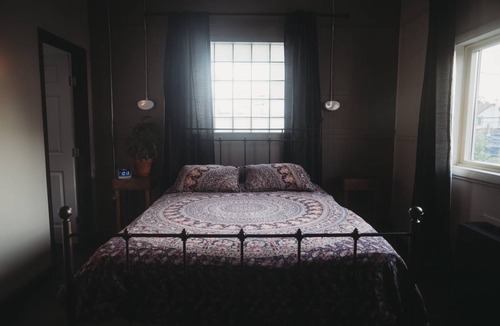 Thunder Bay Hostel | Hostel ∙ 8 guests