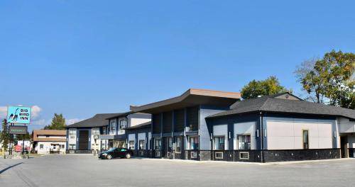 Algoma District Hotel | Hotel ∙ 8 guests