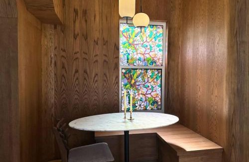 Prince Edward House | Hotel Karydia A private guesthouse experience in Prince Edward County