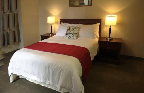 Quartier des Spectacles Hotel | Hotel Le Deville