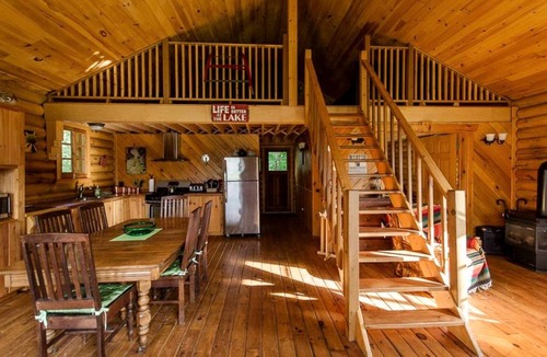 Ottawa Division House | House ∙ 1 bedroom ∙ 8 guests