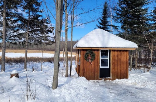 Golden Lake House | House ∙ 1 bedroom ∙ 3 guests
