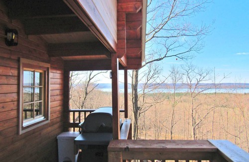 Golden Lake House | House ∙ 1 bedroom ∙ 6 guests
