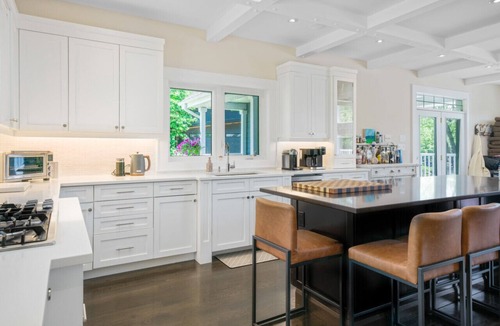 Washago House | Hunter`s Bay Lake House, Kahshe Lake