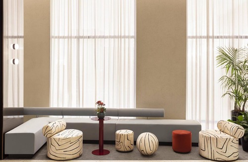 Ville-Marie Hotel | Hyatt Centric Montréal