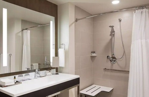 South Loop Hotel | Hyatt Regency Bloomington - Minneapolis