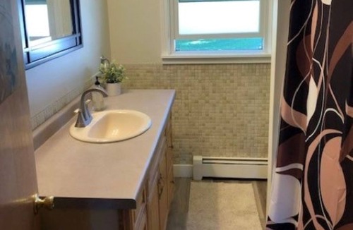 Grand Rapids House | Ideal location