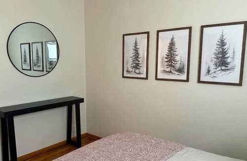 Elbow Lake House | In Town - Close to Hospital, Maplewood Manor, 2 Churches, Splash Pad, & Parks.