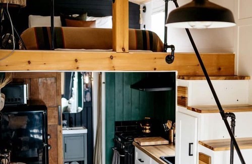 Tyendinaga Mohawk Territory Cabin | Incredible Tiny House with Fireplace, Fire Pit and Pizza Oven in Deseronto, Ontario