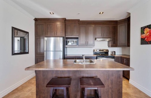 Boischatel Apartment | INITIAL | ESPACE SOLEIL | Chutes-Montmorency + Vue Fleuve