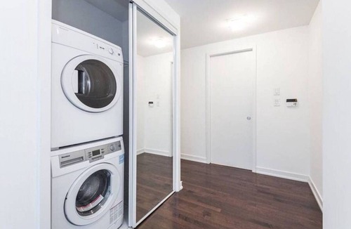 Downtown Toronto Condo | Instant Suites Penthouse 2BR Suite in ❤️ of Toronto Downtown