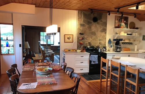 Kawartha Park Cottage | Island Cottage - Private and Spacious