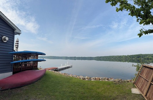Zimmerman Cottage | Ivy Cottage - Serene Lake Cabin Near Minneapolis with FREE SUPs,Canoe & Maui Mat