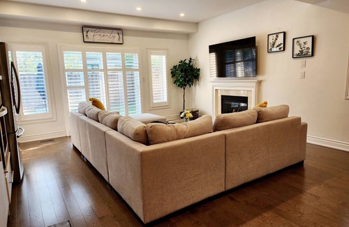 Oakville House | Joshua Creek - 5-Drive-In - Sheridan College - 5BD