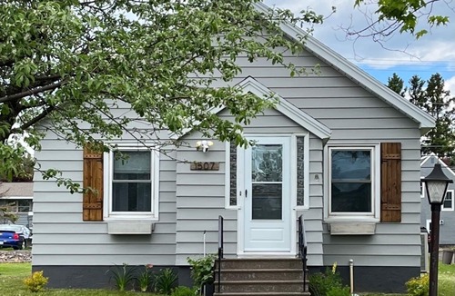 Two Harbors House | Just a hop, skip and a jump to the start of Grandma’s Marathon
