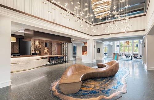 Minett Hotel | JW Marriott The Rosseau Muskoka Resort & Spa