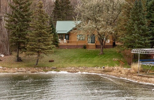 Walker Cabin | Kabekona Bay Retreat