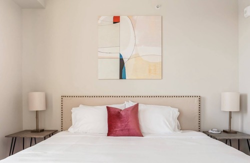 Lowry Hill East Apartment | Kasa | Cozy 2 BD + Amenity Access | Minneapolis