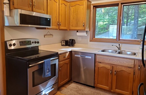Catchacoma House | Kawartha Lakehouse Resort