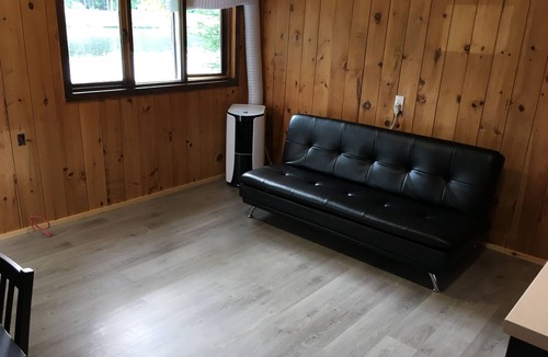 Algonquin Highlands Cottage | KAYAKS * CANOE * PADDLE BOARDS * WIFI * SATELLITE TV