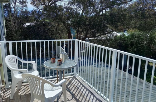 Pohara Cottage | Kea View - Pohara Beach Holiday Home