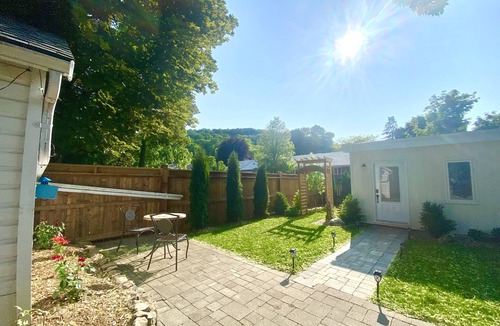 Grimsby House | Kelly’s Secret Garden Studio